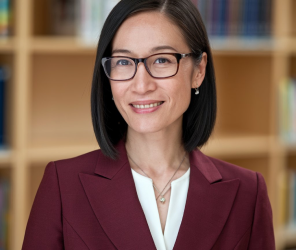 Dr. Jennifer Chen